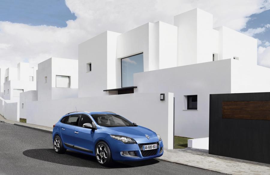  Renault Megane Tourer GT 2011 года  (фото 2 из 14)